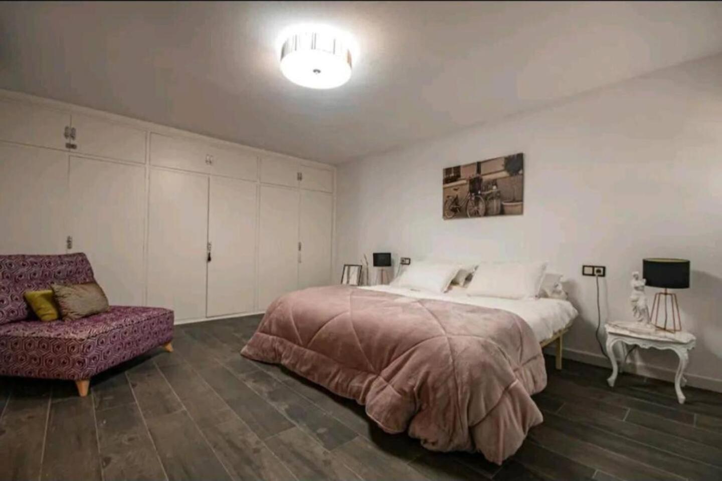 Stylish & Fully Furnished 3 Bedrooms Flat -4 Min Walk To Beautiful Beach Аликанте Екстериор снимка