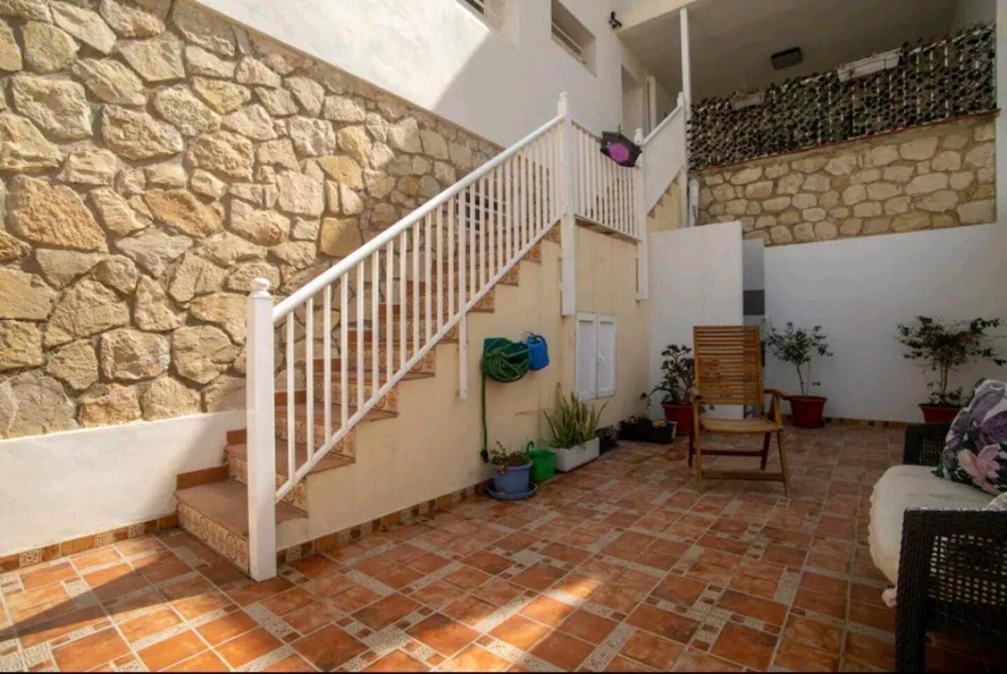 Stylish & Fully Furnished 3 Bedrooms Flat -4 Min Walk To Beautiful Beach Аликанте Екстериор снимка
